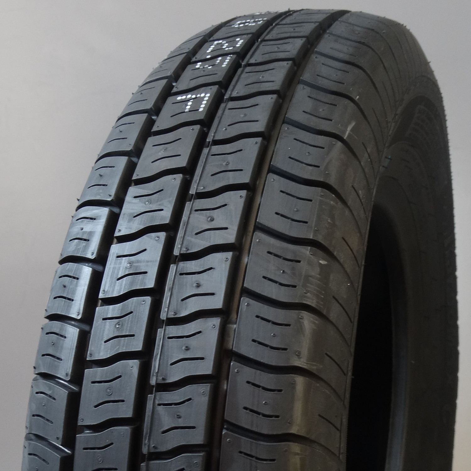 GT Radial KARGOMAX ST-6000 (C)