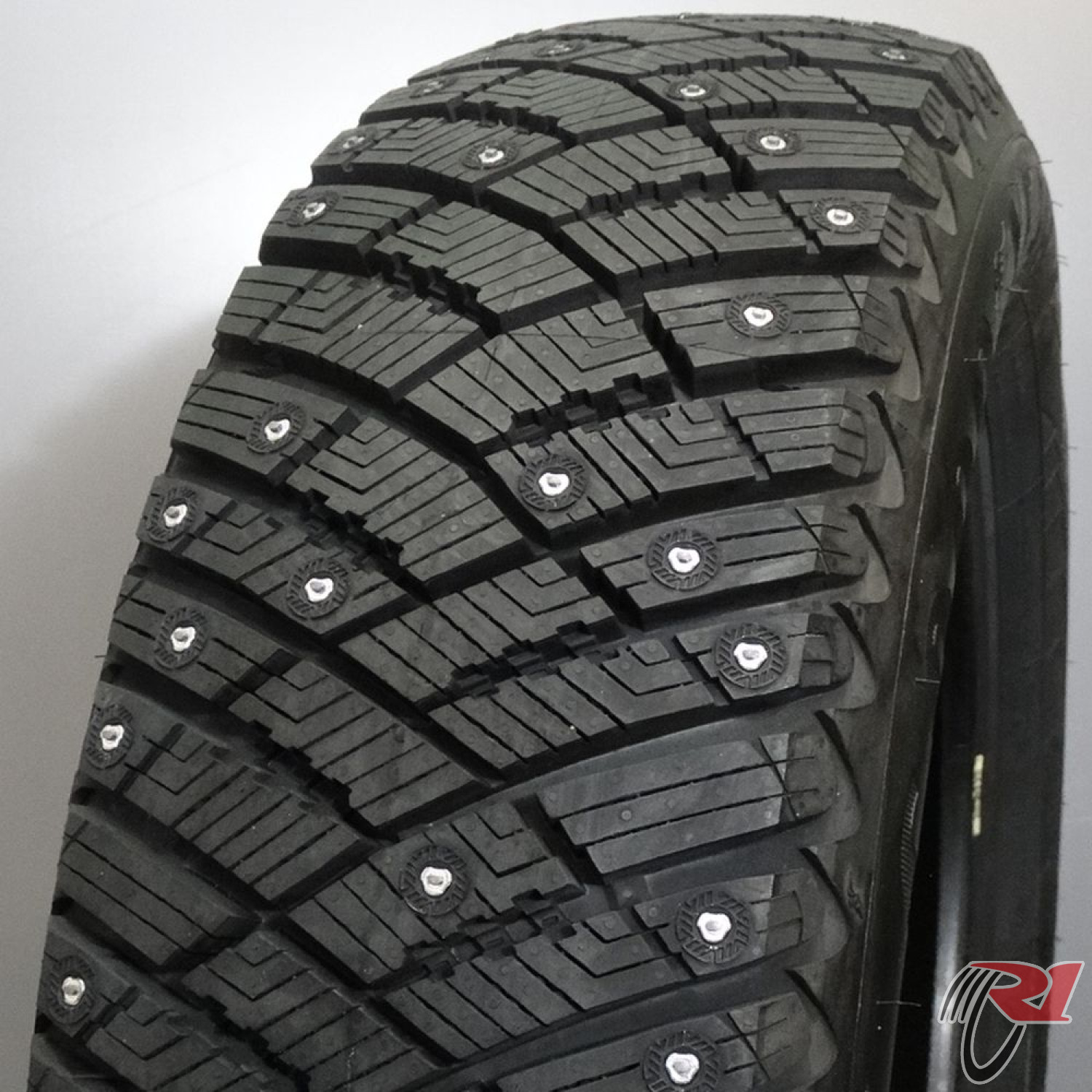 GOODYEAR ULTRA GRIP ICE ARCTIC SUV