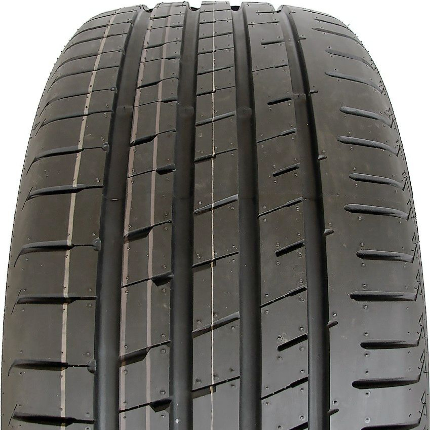 GT Radial SPORTACTIVE 245/45 R18
