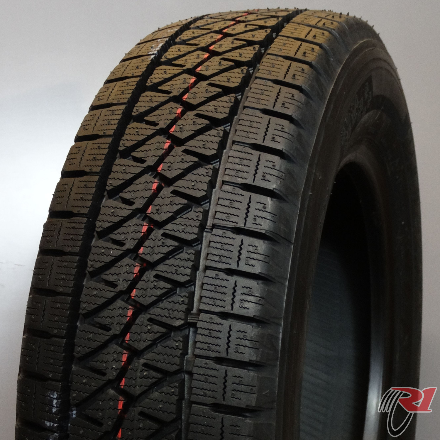 Bridgestone BLIZZAK W995 (C)