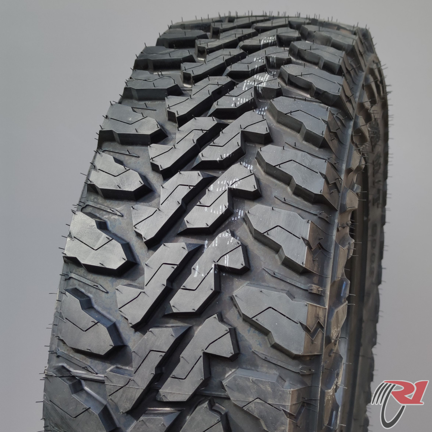 Yokohama G003 GEOLANDAR M/T