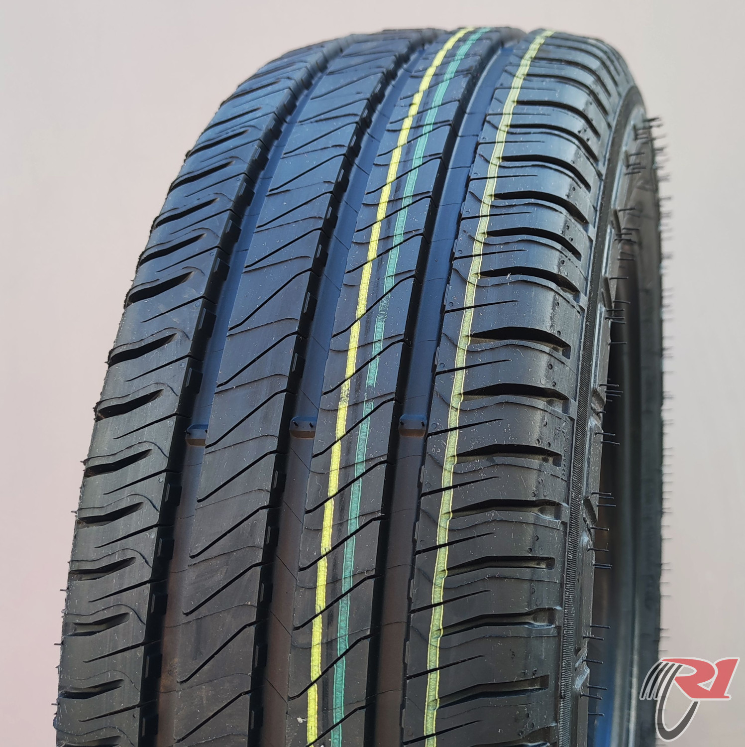 MICHELIN AGILIS 3 (C)