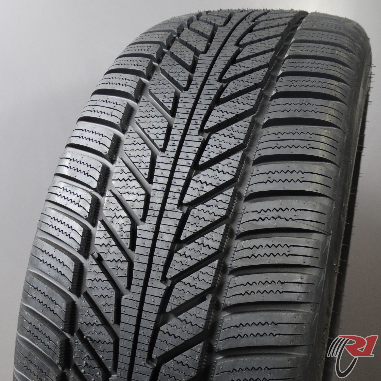 Hankook IW01 WINTER I*CEPT ION