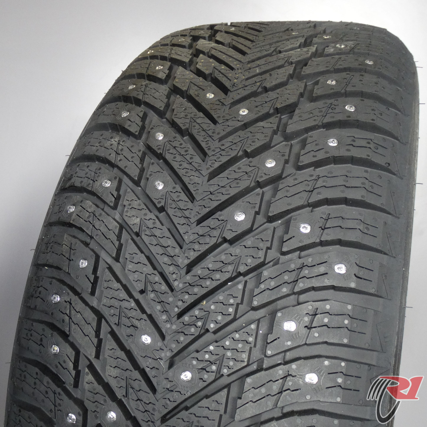 NOKIAN HKPL 10 EV