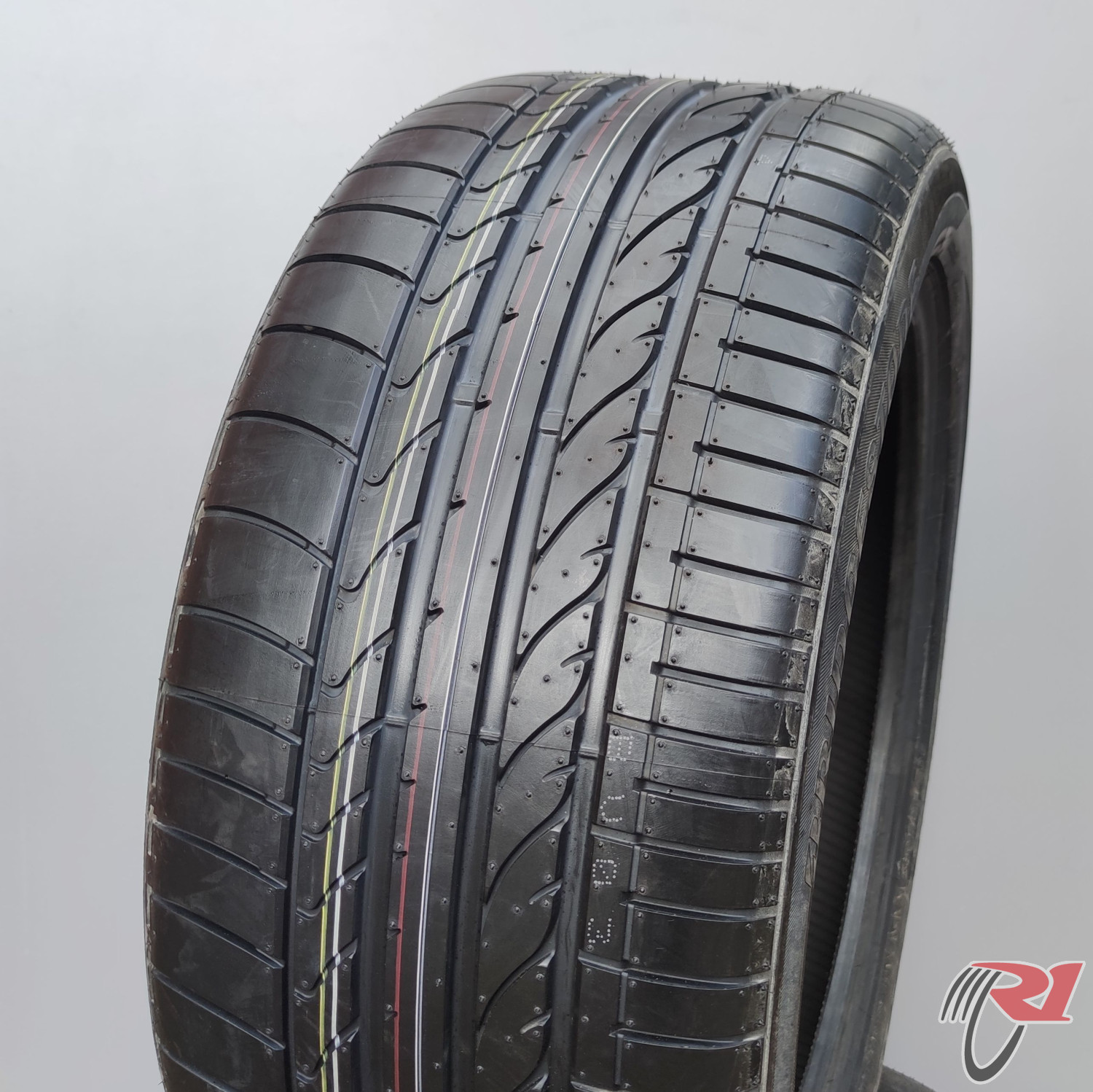 Bridgestone DUELER D SPORT