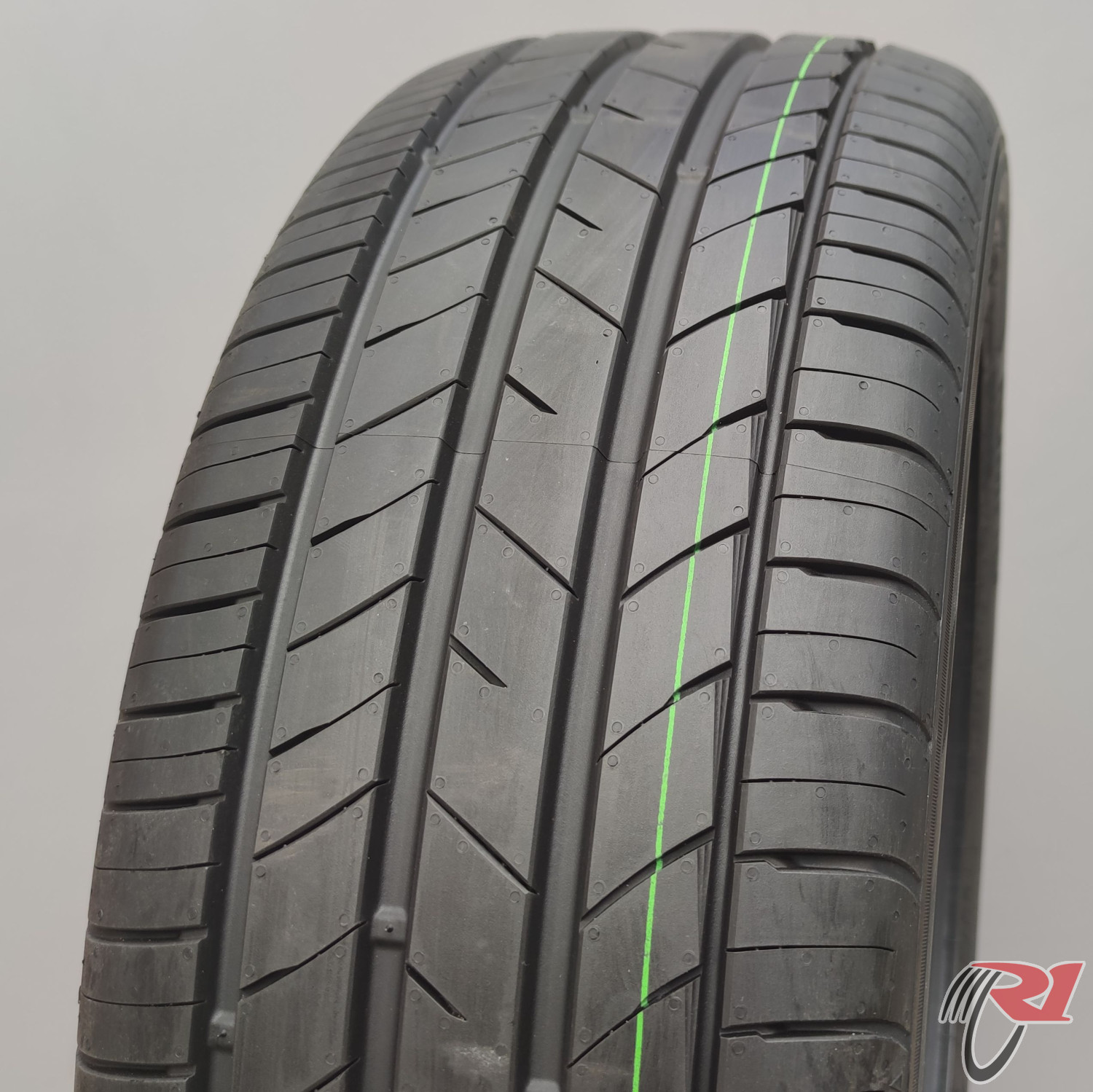 KUMHO HS52 195/55 R15