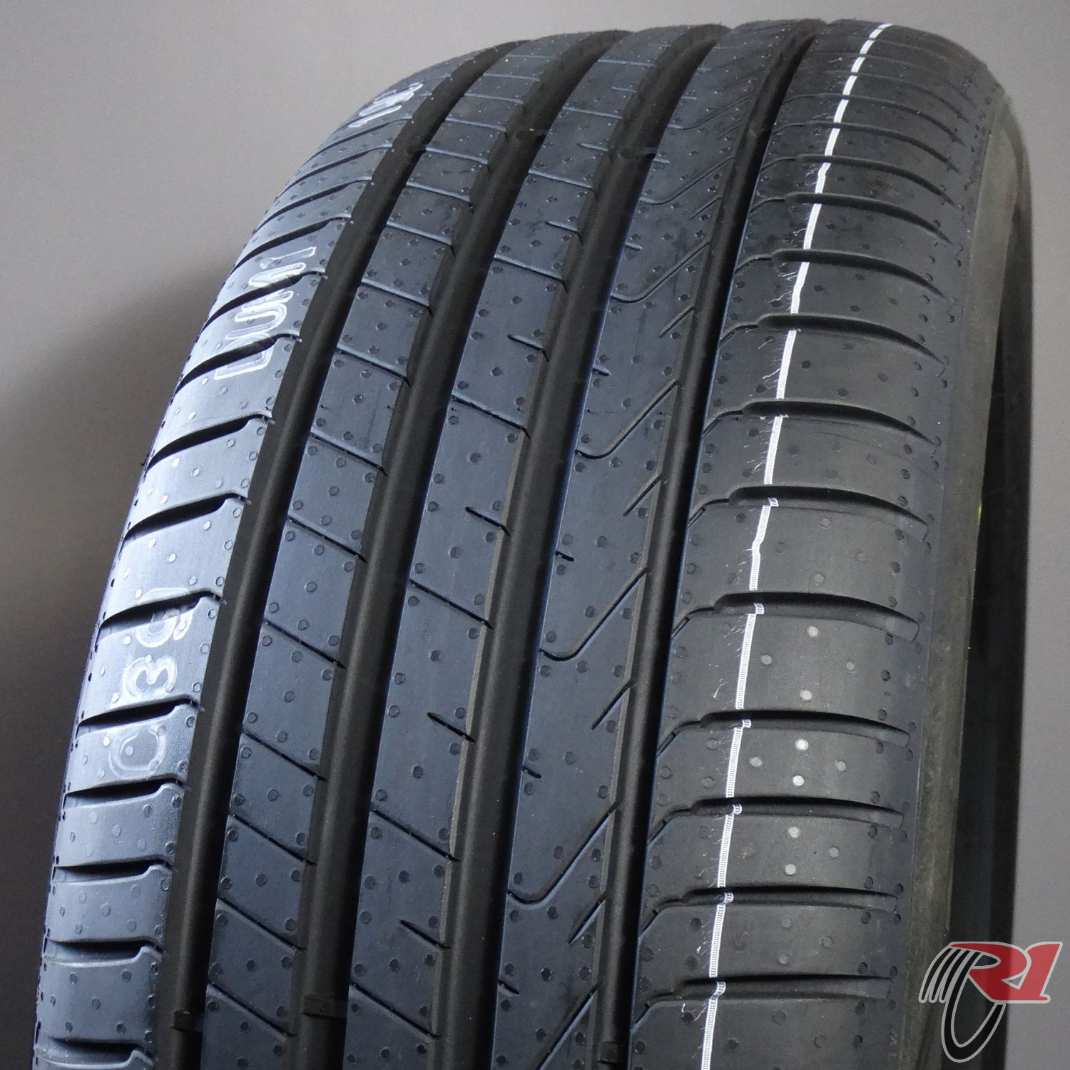 PIRELLI CINTURATO P7 C2