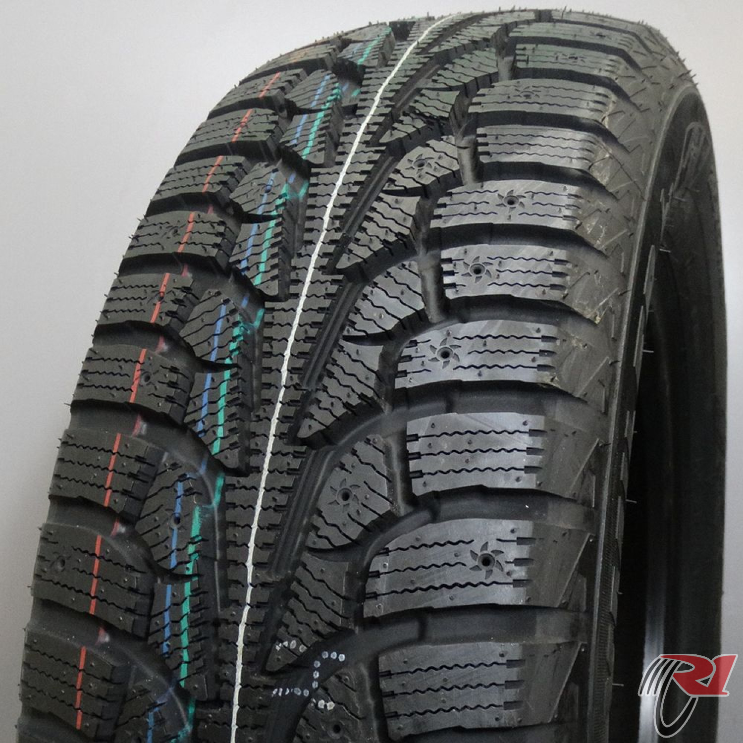 GT Radial MAXMILER ICE FS (C)