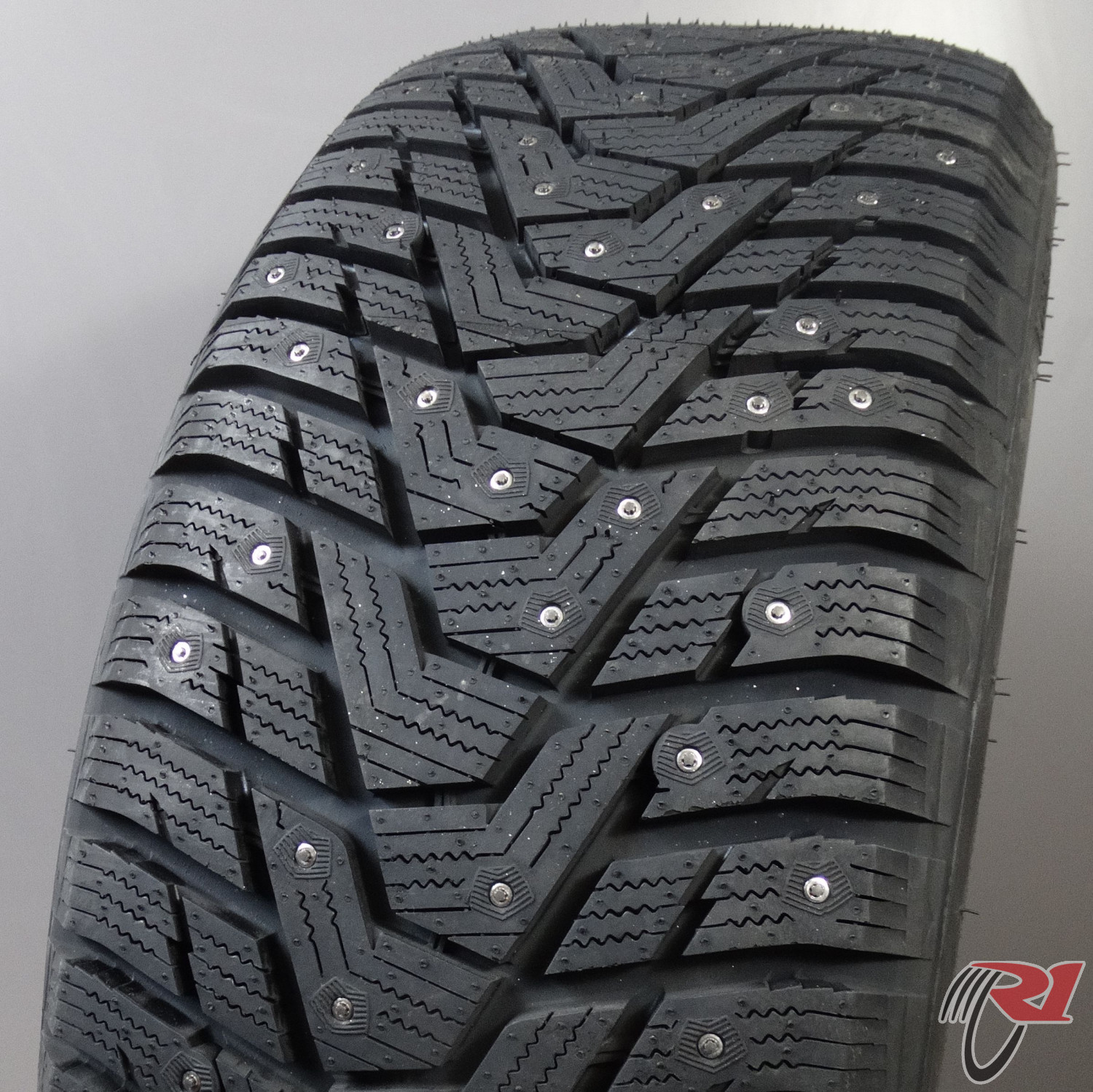 Hankook W429 WINTER I*PIKE X FS