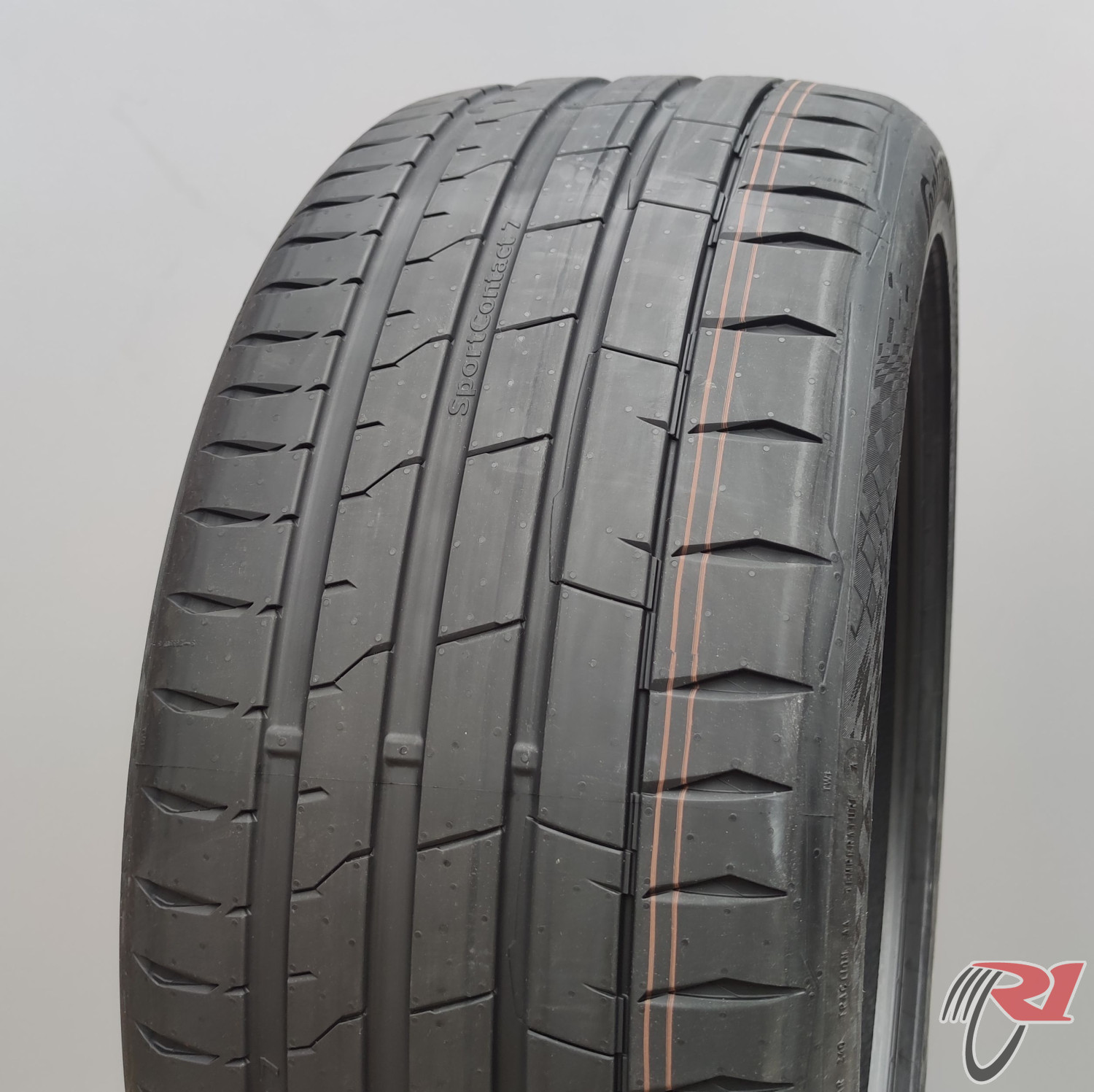 Continental SPORTCONTACT 7 285/40 R20
