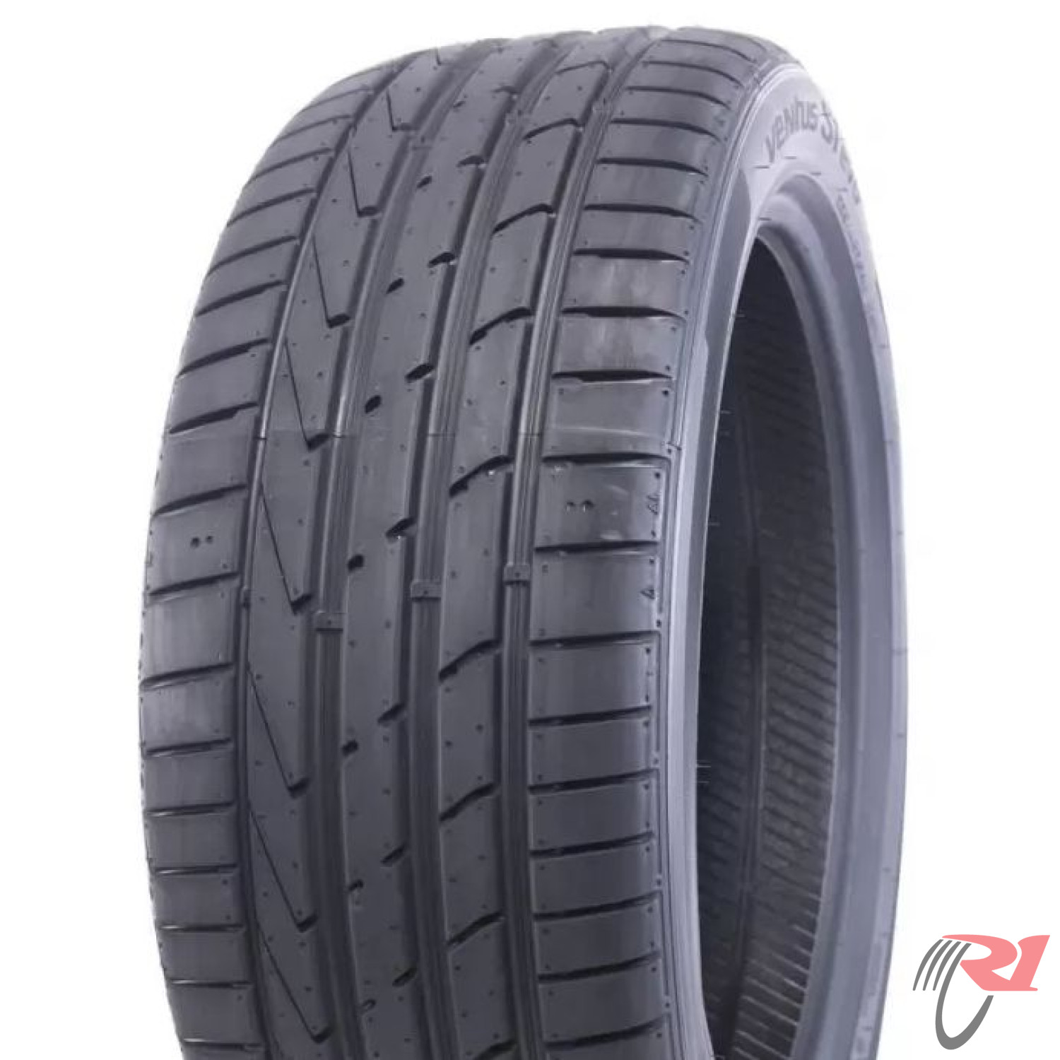 Hankook K117 VENTUS S1 EVO 2 SUV