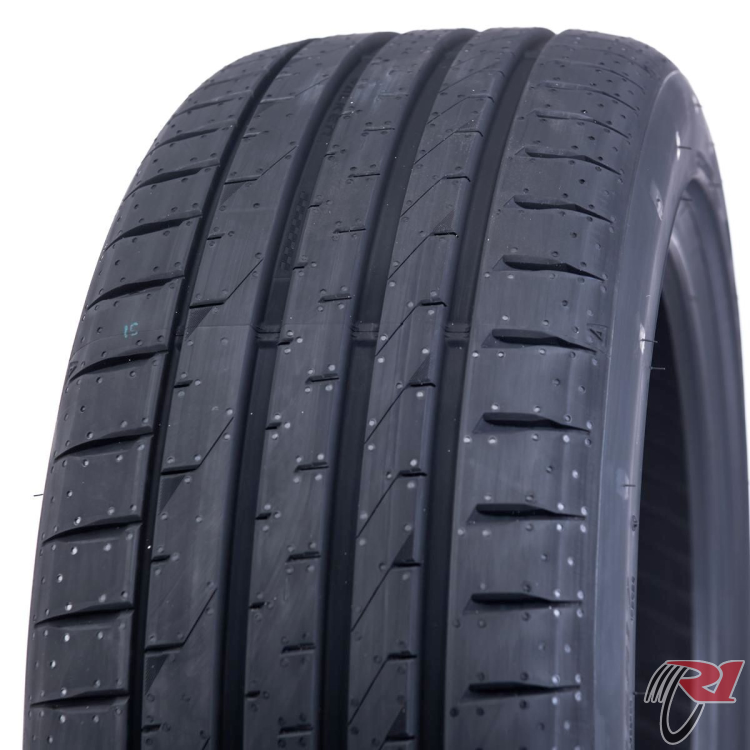 FALKEN AZENIS FK520
