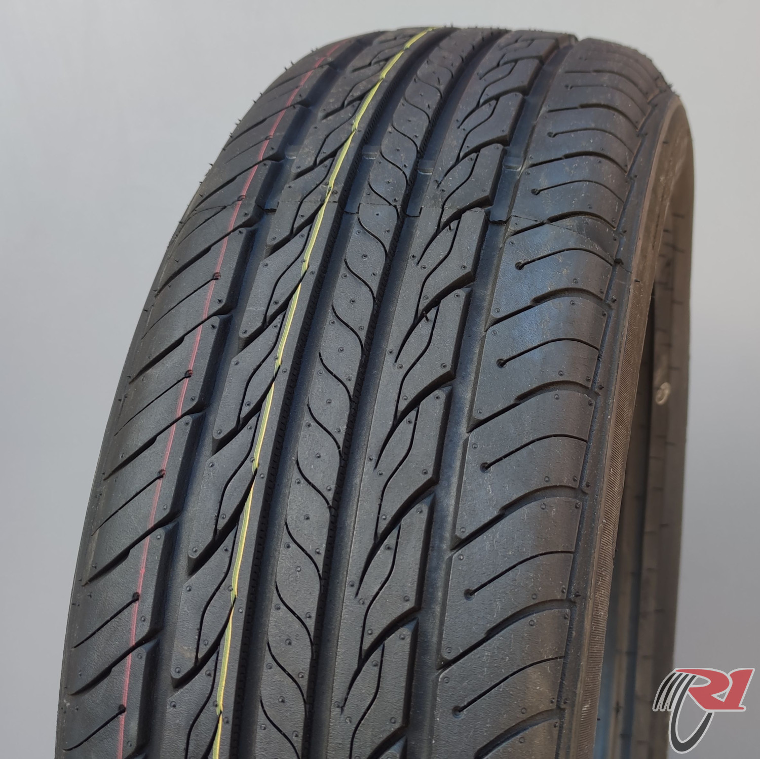ZMAX LY688